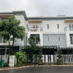 Nhà phố mega village đầu hồi 7,5x12m, có nội thất, vay 70%, view đẹp có gara ô tô 0908119226