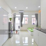 Phòng mới xây 100% full nội thất _ ban công, cửa sổ trời _ ngay công viên phần mềm, đông bắc, tô ký