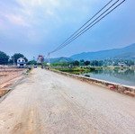 Bán mảnh đất view hồ hòa lạc xung quanh nhiều homestay nghỉ dưỡng ngay sát trường đại học quốc gia