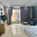 Cho thuê căn studio 38m2, ban công đông nam, đủ đồ, vinhomes d''capitale. lh 0974.629.234