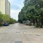 Bán căn hộ chung cư dream town, giá thỏa thuận, 90m2, 3pn, 2wc, nhiều tiện ích hấp dẫn