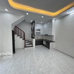 đẹp nhất sài đồng - 5 tầng - ngõ 8m - ô tô để vài cái trước cửa - hơn 5 tỷ