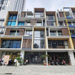 Cho thuê toà nhà shophouse võ trường toản thảo điền q2