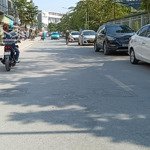 Bán đất phú diễn, 130,5m2 ô tô vào, nhiều thoáng, mt 7,2m giá rẻ nhất khu, đầu tư xây ccmn hợp lý