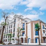 Cần bán biệt thự góc trục đường chính d2a vinhomes grand park