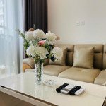 Giảm sâu căn hộ chung cư vinhomes skylake, 7 tỷ vnd, 69 m2 full đồ view bể bơi sổ đỏ, giá rẻ nhất