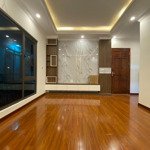 Bán nhà 45m2, 5 tầng, tại dịch vọng hậu, cầu giấy, hà nội, nhà sẵn ở, gần phố, cực hiếm