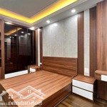 Chính chủ bán nhà minh khai, ngõ ô tô, cách phố 30m, 35m2,lô góc,full nội thất,nhỉnh 6 tỷ