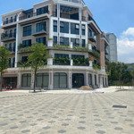 Khách Cũ Trả Nhà Cần Tìm Khách Thuê Luôn Trong Tháng Này. 73,2M2 Căn Sát Góc, View Phố Đi Bộ