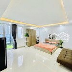 Studio bancony 40m2,full nội thất,thang máy,nhà xe rộng rãi,gần bờ kè,cầu bông tân định quận 1.