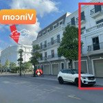 Bán shophouse vincom cẩm phả. trục chính mặt ngoài đường rộng 25m, lối xuống thẳng đường bao biển