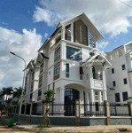 Bán gấp biệt thự compound villa mùa xuân,p thạnh mỹ lợi,quận 2.- diện tích: 356 m2, hầm,5 tầng - giá bán 80 tỷ