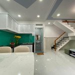 Nhà ngộp cần bán gấp, đường phạm văn hai, q. tân bình, giá bán 2.8 tỷ/40m2,shr. liên hệ:0984555724