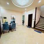Bán nhà cực hiếm ngay mặt đường láng 34m2 - 5 tầng siêu đẹp chỉ 5tỷ