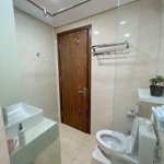 Bán căn hộ goldseason 8,35 tỷ, 103m2, 3pn, 2wc, giá ưu đãi tại nguyễn tuân, thanh xuân, hà nội