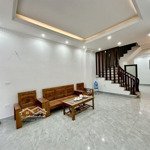 Bán nhà đẹp, 7pn, 5wc, 42m2, 11,6 tỷ tại trần thái tông, dịch vọng hậu, cầu giấy, hn