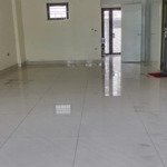 Cho thuê nr 4 phòng ngủ 120m2, 15 triệu, tại centa city, từ sơn, bắc ninh giá ưu đãi