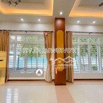 Cho thuê biệt thự quốc hương thảo điền, 1 trệt + 3 tầng, 400m2 đất, 5pn