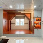 Căn hộ studio cao cấp thiết kế sang trọng ban công cửa sổ thoáng full nội thất