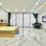 Studio ban công - 50m2 - full nội thất - thang máy - hầm xe - ngay học viện cán bộ