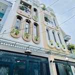 Bán gấp nhà nr đường nguyễn tri phương, p5, q10. 54m2, hẻm xe hơi. 0765069021