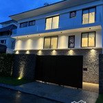 Villa trong khu compound thảo điền mới xây 100% vip