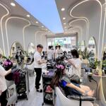 đầu năm mình chính chủ cần sang nhượng toàn bộ salon tóc hoặc mặt bằng tại 162 nguyễn lương bằng, quận đống đa, hà nội