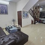 Chị oanh, cần bán 70/90m2, 4 tầng, 17.x tỷ, mặt đường lớn kđt văn phú, quận hà đông