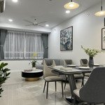 Bán căn hộ sunrise city, dt 138m2, tk 3 pn, nhà mới full nội thất đẹp, giá 8,2 tỷ, q7, hcm