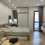 Cho thuê căn hộ studio tại vinhomes d''capitale trần duy hưng, view hồ giá rẻ