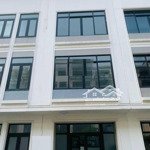 "duy nhất" nhà vinhomes hàm nghi - mỹ đình. dt 96m2, 5 tầng thông sàn, thang máy cuối. kinh doanh