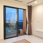 Bán Gấp Trước Tết, Căn Studio View Trực Diện Hồ Bơi. Đẹp Nhất Beverly Nhà Mới Bóc Seal, Lỗ 250 Triệu