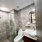 Bán cc rose town 79 ngọc hồi, 2pn, 2wc, 71m2, giá 59 triệu vnd, đẹp nhiều tiện ích