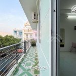 Studio ban công - full nội thất- quận 7