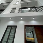 Bán nhà ngõ 29 thượng thanh, long biên, 30m2, 5 tầng, ô tô, phân lô, chỉ 5.x tỷ