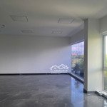 Tòa nhà văn phòng lakeview thủ thiêm cho thuê hơn 700m2 sử dụng ntcb giá 10k tl, trung tâm q2.