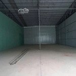 Cho thuê kho mặt tiền quận 7 400m2 giá 40.000 000 vnđ cần cho thuê