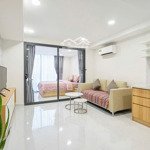 Cho thuê studio tách bếp đầy đủ nội thất nằm ngay đường lớn trần thái tông, xuân thuỷ, cầu giấy