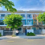 Nhà Phố 157M2, 1 Trệt 2 Lầu - Kcn Vsip 2, Bình Dương Giá Chỉ 32 Triệu/M2 Cho Thuê Từ 15 Triệu/Tháng