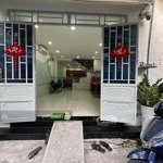 Chủ nhà định cư nước ngoài cần bán gấp nhà nguyễn hồng đào,diện tích50m2 giá bán 1tỷ 640 triệu