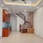 Chỉ 3.98 tỷ nhà 39m2, 3 tầng, ngõ phố vĩnh hưng