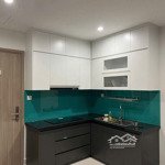 Chính chủ bán gấp căn hộ 1 phòng ngủ- diện tích lớn - sẵn sổ hồng - vinhomes quận 9