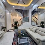 Bán nhà riêng đẹp tại kim giang, 6,6 tỷ, 37m2, view đẹp, giá tốt