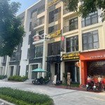 Bán shophouse 192m2, 568 triệu / m2 tại starlake tây hồ tây - mặt tiền 11m