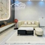 Bán gấp nhà hoàng hoa thám,p5, phú nhuận, giá 2,9 tỷ, dt 50 m2. shr, pháp lí chuẩn