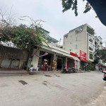 Bán nhà cấp 4 đại mỗ ,ngõ thông ô tô chạy vòng quanh gần phố full thổ cưdiện tích635m xmặt tiền20m giá bán135 tỷ