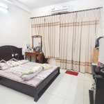 Kẹt tiền bán nhà hòa bình, quận tân phú, dt 60m2 nhà mới như hình, nhà vuông vức