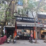 Cho thuê nhà phố nguyễn trãi, vị trí đẹp kinh doanh thuận lợi, dt: 82 m2, mặt tiền 7m, giá thuê tốt