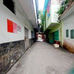 Nhà hẻm xe hơi, dt 50m, vài bước ra mt bạch đằng, phường 24, bình thạnh, gần chợ bà chiểu