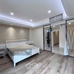 Lakeview city cho thuê nhà phố full nội thấtdiện tích5x20m 1 trệt 3 lầu giá thuê : 30 triệu liên hệ: 0902872670